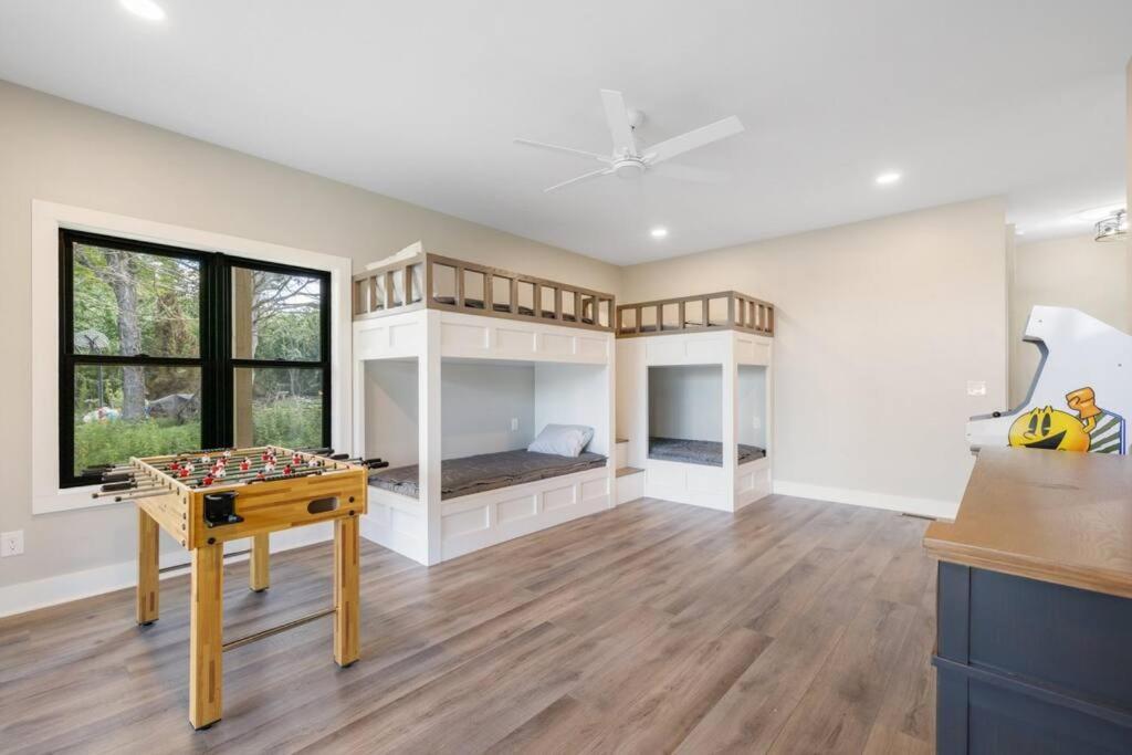 New Home, Dock, Kayaks, Game Room, Water Views Winchester Εξωτερικό φωτογραφία
