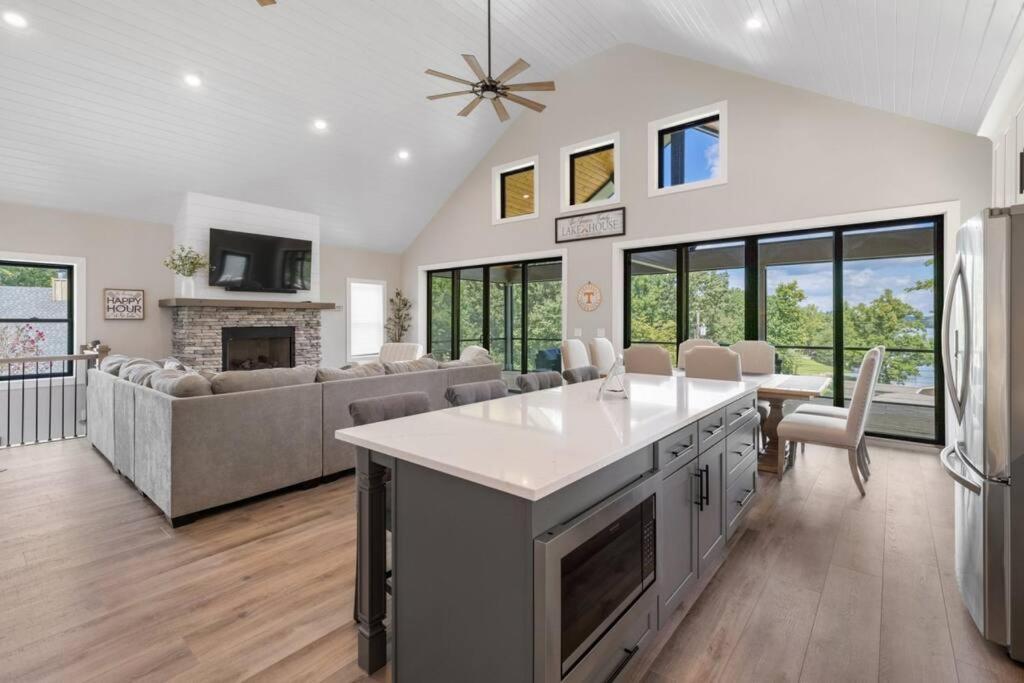 New Home, Dock, Kayaks, Game Room, Water Views Winchester Εξωτερικό φωτογραφία
