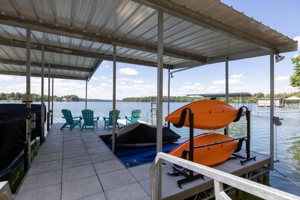 New Home, Dock, Kayaks, Game Room, Water Views Winchester Εξωτερικό φωτογραφία